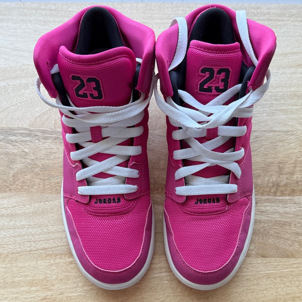 Nike Air Jordan 23 Sneakers Size 7Y Magenta
